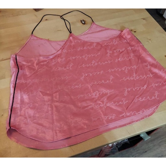 Victoria's Secret silky pajama top - Picture 4 of 5